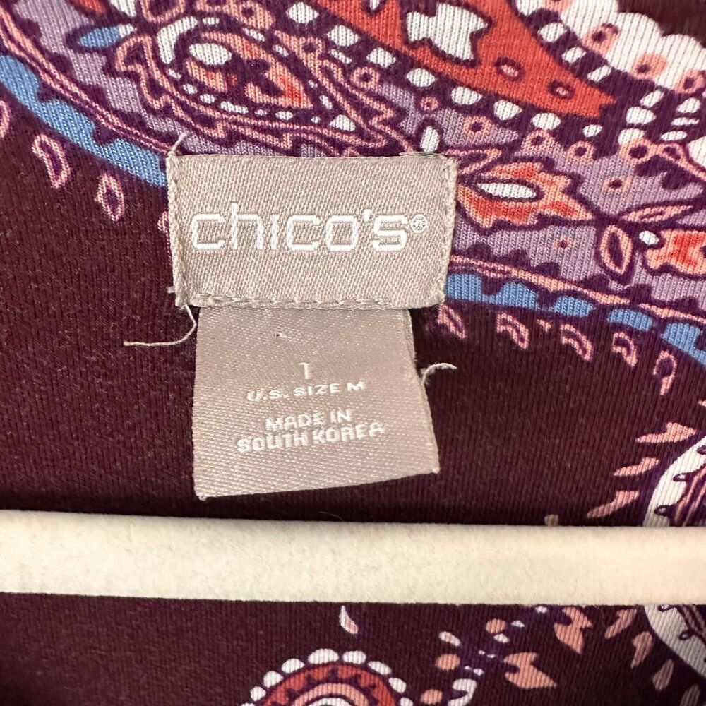 Chico's Paisley V-Neck Top Size 1 US Medium M 3/4 Sleeve Maroon Purple Knit - Picture 3 of 5